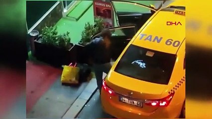 Kumkapı'da alkollü turist ortalığı birbirine kattı