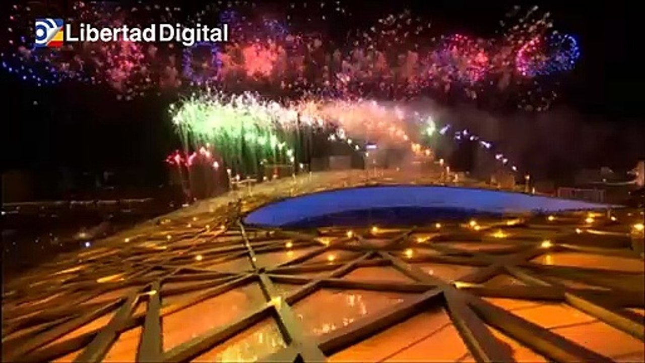 China clausura los Juegos Olímpicos de Invierno con un espectáculo de luz