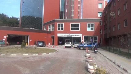 Ekmek almaya giderken sokak köpeğinin saldırısında yaralanan çocuk tedavi altına alındı