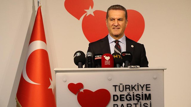 Sarıgül: Doymuyoruz, üşüyoruz, geçinemiyoruz bundan ötesi var mı?