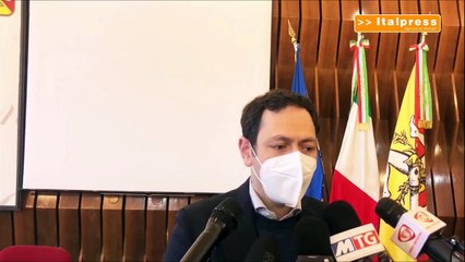 Covid, appello assessore Razza ai Siciliani: "Vaccinatevi"