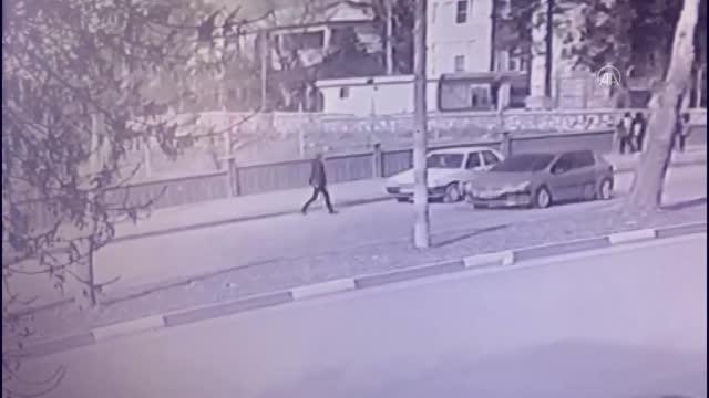 KAHRAMANMARAŞ - Elbistan'da otomobilin çalınma anı güvenlik kamerasında