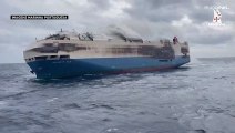 Incêndio em cargueiro ao largo dos Açores diminui de intensidade