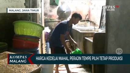 Harga Kedelai Mahal, Perajin Tempe Sanan Tetap Produksi