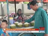 Jualan air kelapa meningkat ketika cuaca panas