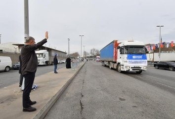 Üsküdar'dan İdlib'e 100 tırlık yardım gönderildi