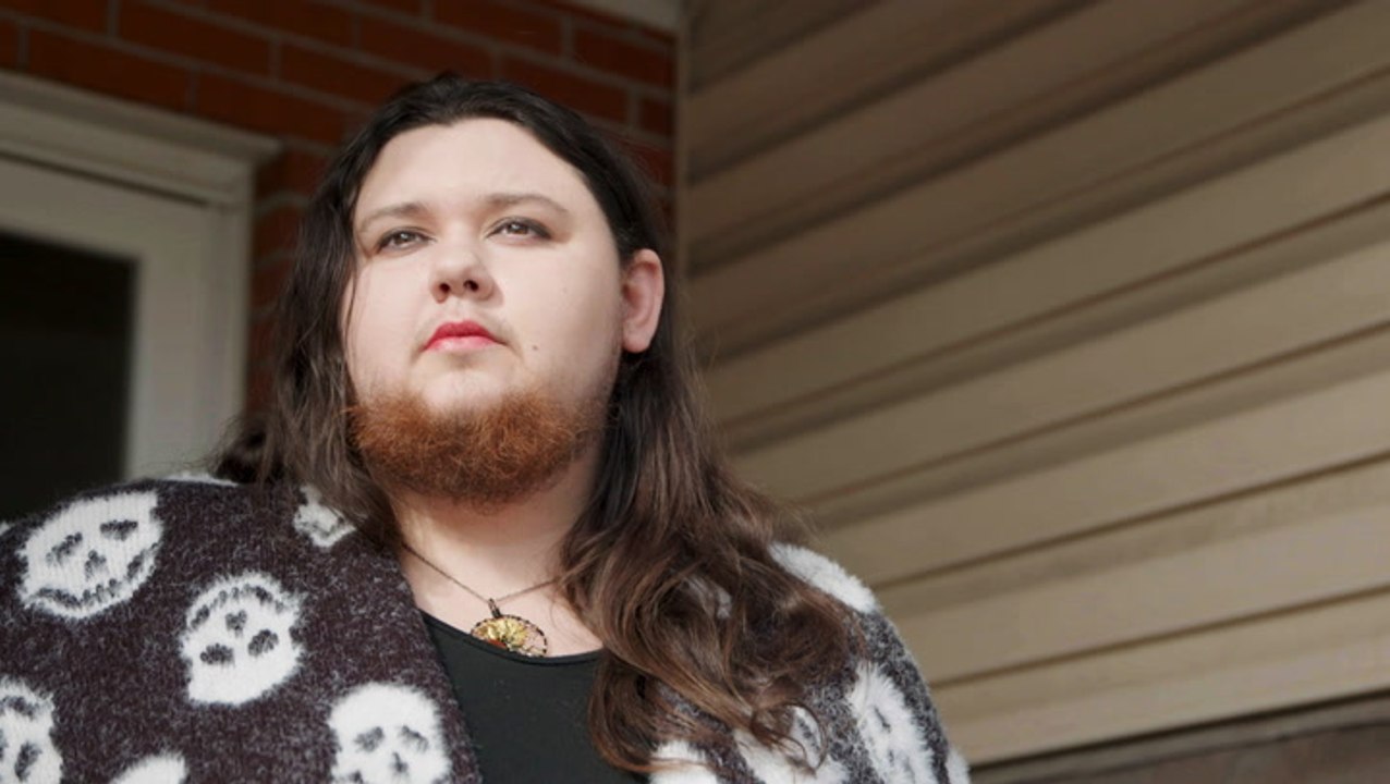 I'm Non-Binary And Bearded - How Will My Blind Date Go? | DATING DIFFERENT