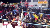Tratti in salvo 305 migranti al largo di Lampedusa
