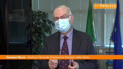 Covid, rallenta la crescita dei casi. Si riduce l'indice Rt