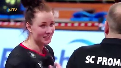 Ukraynalı voleybolcu dansıyla gündeme geldi