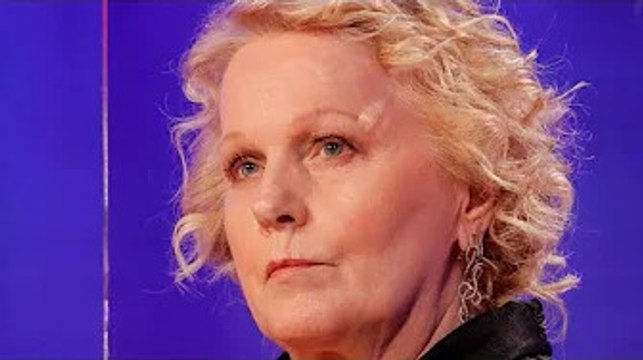 GF Vip, piccola discussione tra Katia Ricciarelli e Alex Belli: Fatti gli affari tuoi La tensione