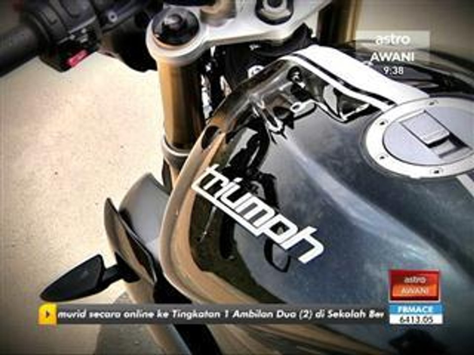 Light and terribly nimble. The Triumph Street Triple 675