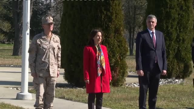 Margarita Robles asiste en Bulgaria a una alerta real de interceptación de aeronaves rusas