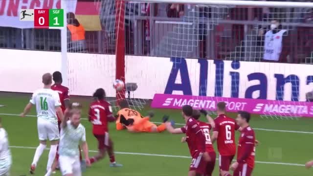 23e j. - Choupo-Moting et Lewandowski buteurs, le Bayern déroule