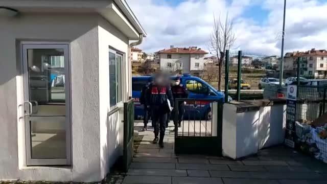 KASTAMONU - Kendisini jandarma olarak tanıtarak dolandırıcılık yapan şüpheli, ayak izinden yakalandı