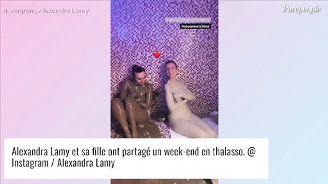 Alexandra Lamy et sa fille Chloé en bikini : le duo se lâche en thalasso !