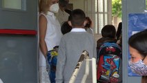 Escolares argentinos inician clases, sin aulas burbuja, en varios distritos