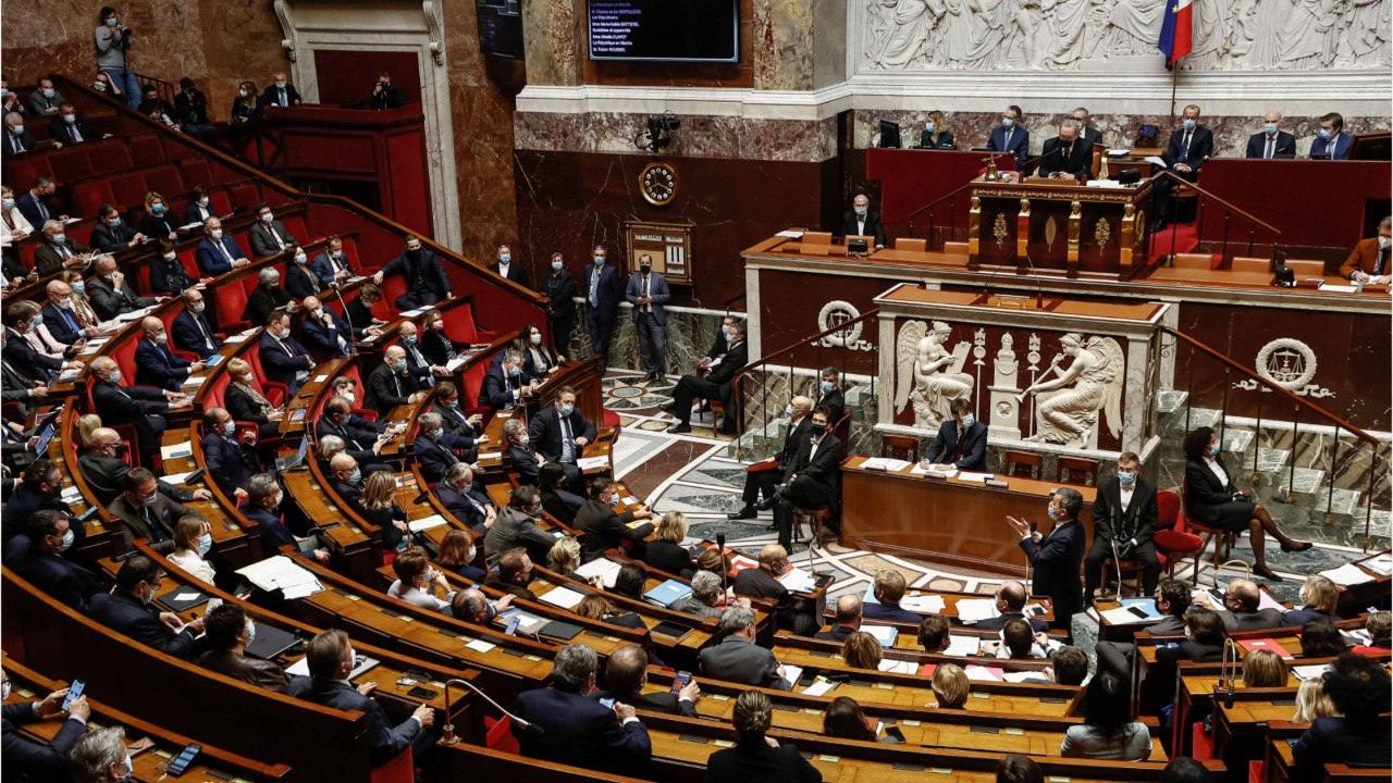 FEMME ACTUELLE - Assistant parlementaire : en quoi consiste vraiment son travail ?