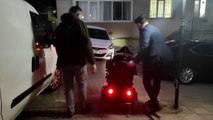 Ümraniye'de akülü sandalyesi çalınan kişiye yeni aracı teslim edildi