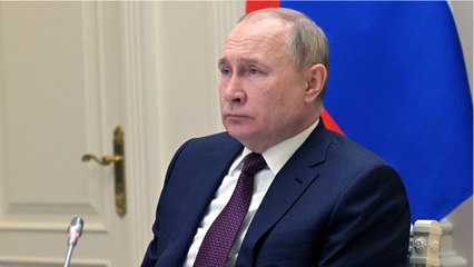 Crise en Ukraine : Vladimir Poutine reconnaît l'indépendance des régions séparatistes prorusses
