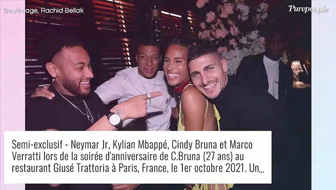 Neymar fait la fête avec sa nouvelle conquête et une autre star du PSG