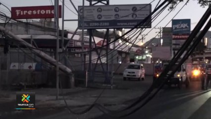 tn7-¡A-tomar-rutas-alternas!-Paso-por-La-Uruca-está-cerrado-por-caída-de-poste-210222
