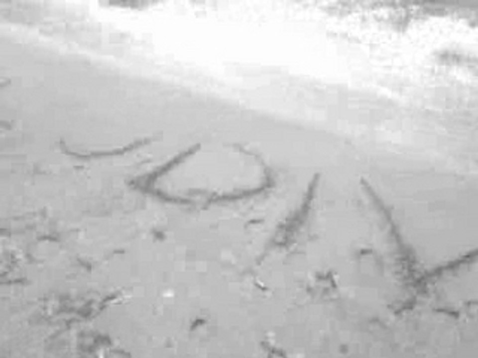 Ludivine sur le sable