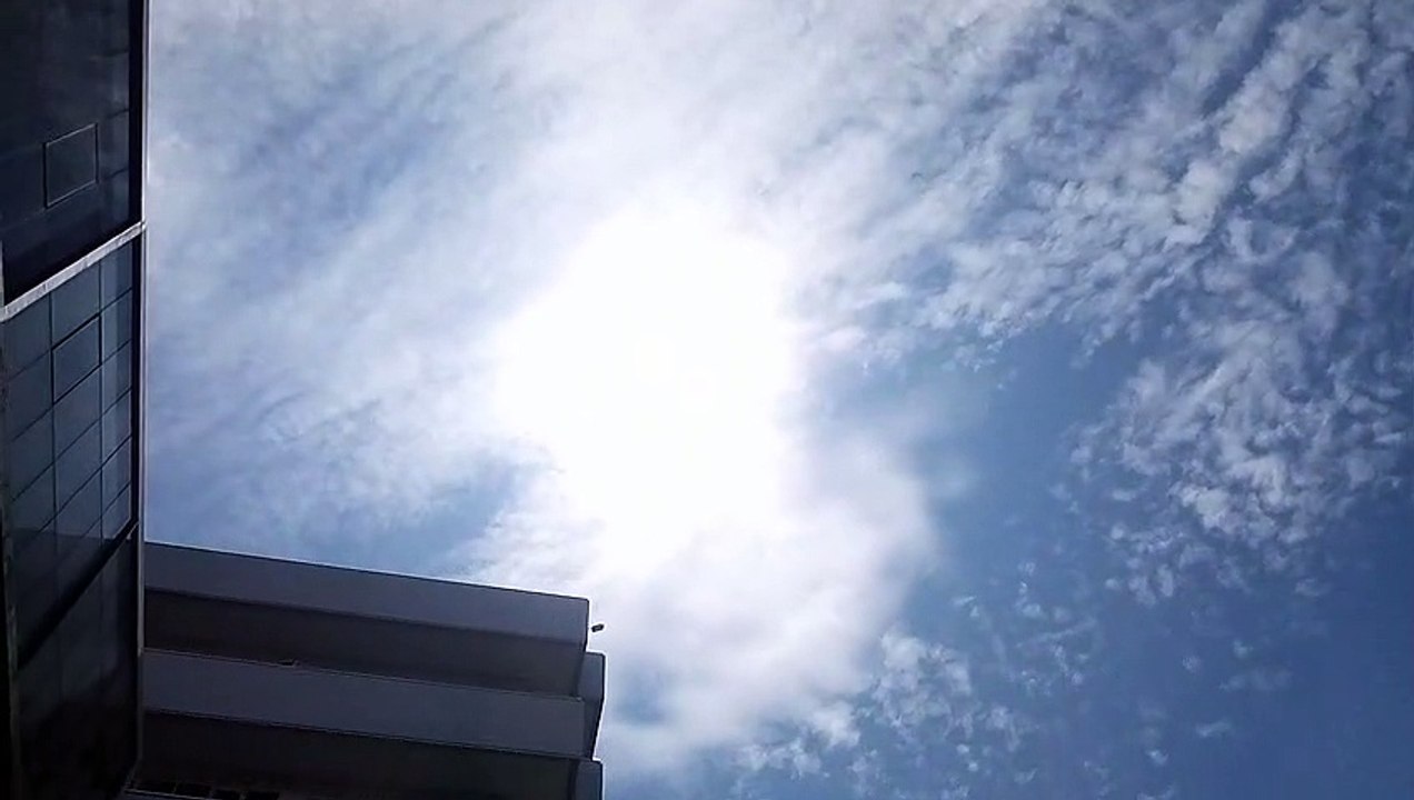 Langit jakarta yg cerah