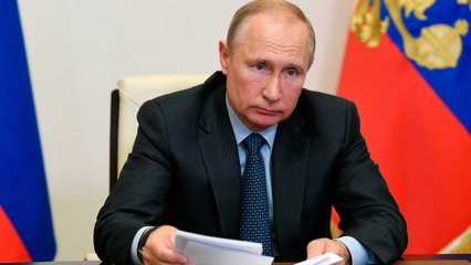 Russia recognizes two rebel Ukraine regions