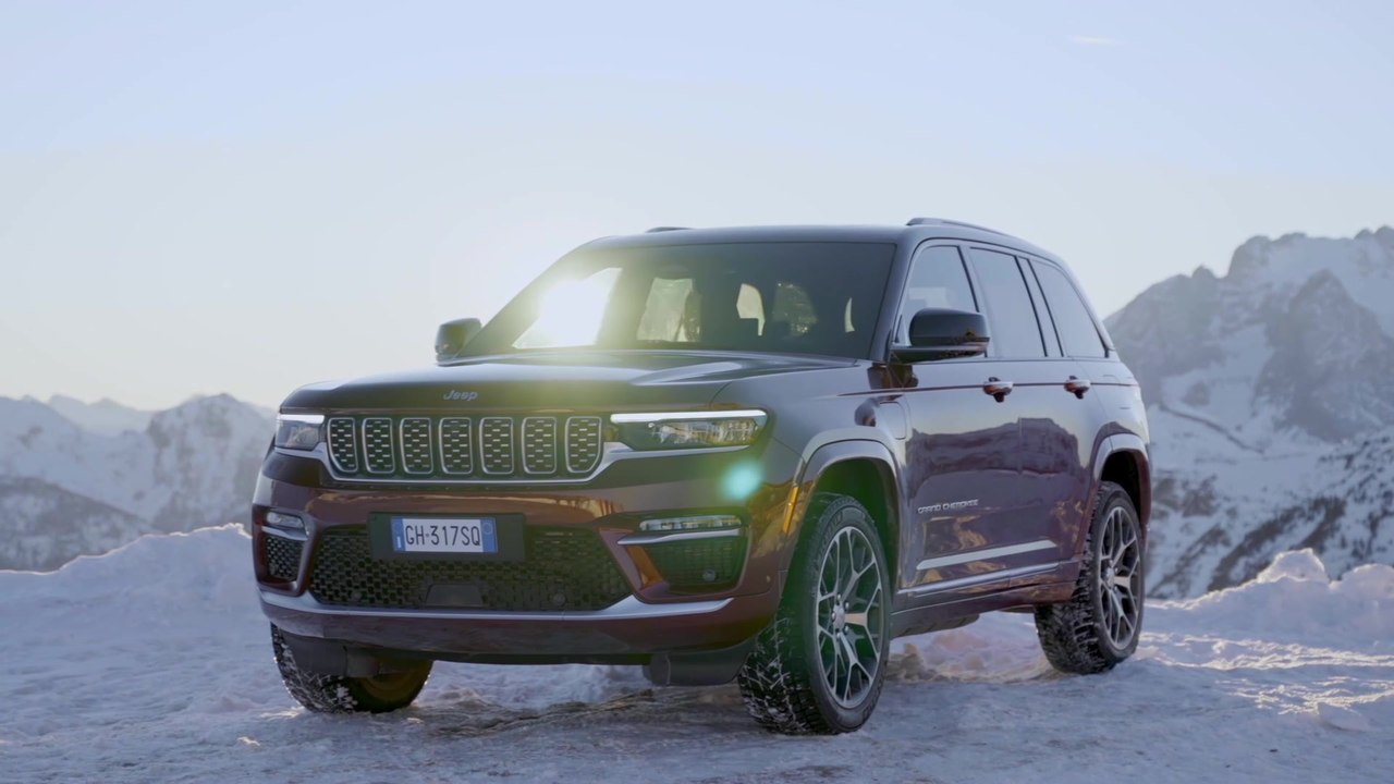 Jeep® startet Debüt des neuen Grand Cherokee 4xe in Europa