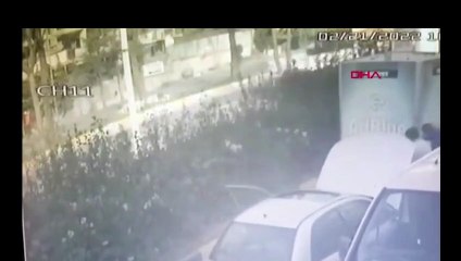 Hatalı dönüş kazaya sebep oldu: 1'i ağır 2 yaralı