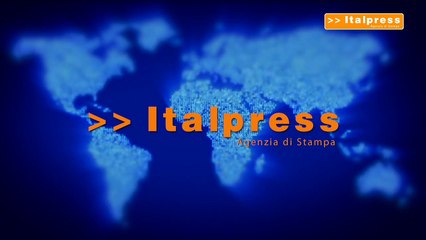 Covid, Speranza "Abbiamo piegato la curva grazie ai vaccini"