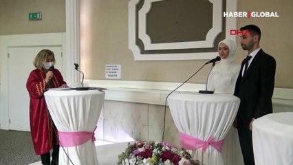İstanbul'da nikah dairelerinde 22.02.2022 yoğunluğu