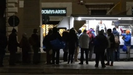 Un food truck en Roma dará comida a las personas sin hogar