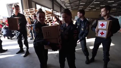 Donbas bölgesinden tahliye edilen sivillere yardım