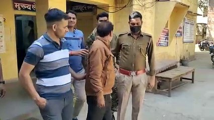 मादक पदार्थों के चंगुल में धौलपुर, ढाई लाख का गांजा ले जाते एक गिरफ्तार...देखें वीडियो