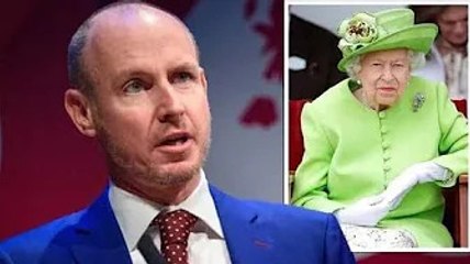 Lord Mountbatten a appelé la reine en "panique" après que le prince indien "est m.ort sur lui"