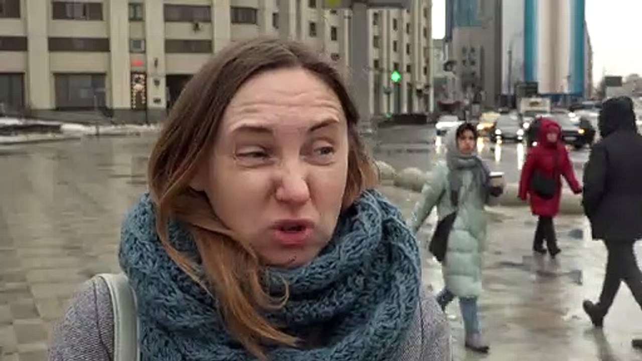 Russos e ucranianos comentam crise