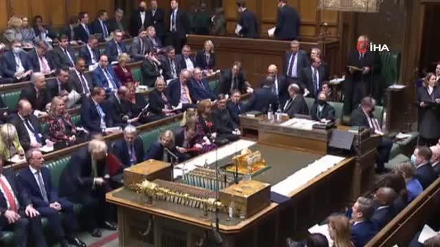 Son dakika haberleri... İngiltere Başbakanı Johnson: 5 Rusya bankasını ve 3 kişiyi yaptırım listesine aldık Johnson: Kendimizi uzayan bir kriz için hazırlamamız gerekiyor