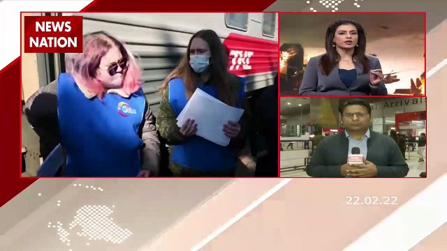 Russia Ukraine crisis: यूक्रेन में फंसे भारतीयों को लेकर विमान रवाना, देखें वीडियो