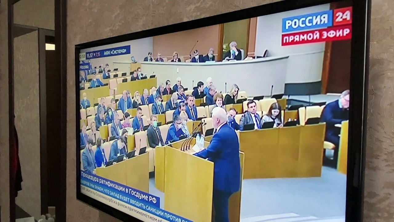 Gli sfollati del Donabass parlano davanti alla telecamera di Euronews