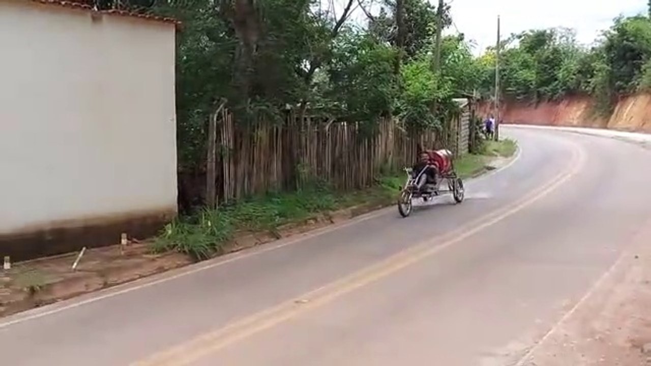 Vélo à vapeur... qui a dit que les cyclistes ne polluaient pas
