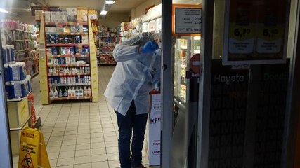 ANTALYA'DA ZİNCİR MARKETTE POMPALI TÜFEKLE GASP