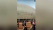 Stade Abdoulaye Wade : La façade extérieure caillaissee par des jeunes mécontents