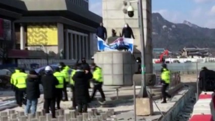 경찰, '광화문 기습시위' 택배 노조원 4명 현행범 체포 / YTN