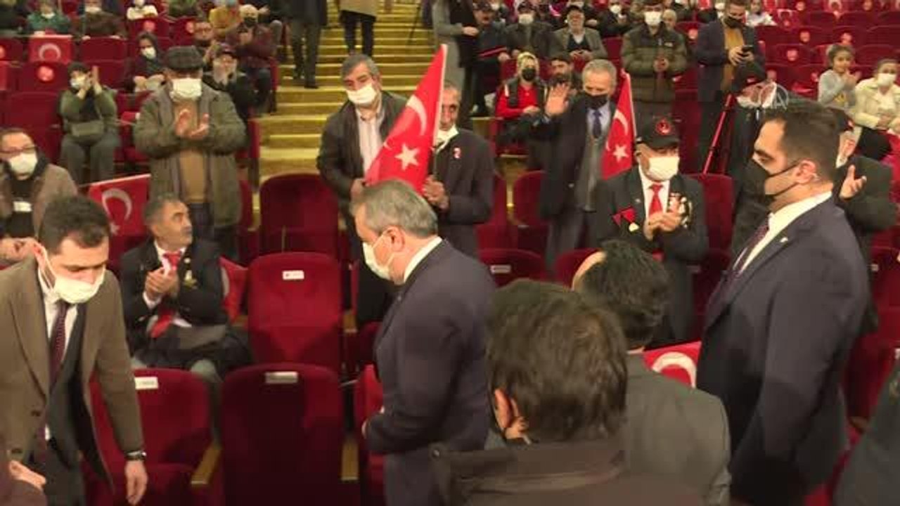 Destici: "Terör örgütünün partisi olmaz"