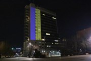 Son dakika haberleri... Kosova Hükümet binası, Ukrayna bayrağının renklerine büründü