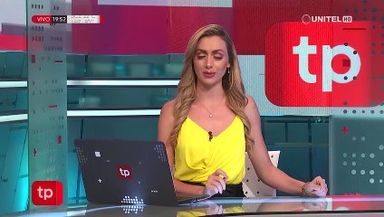 Un hombre intentó cruzar un puente con su ‘bici’ pero el agua lo arrastró al canal de drenaje