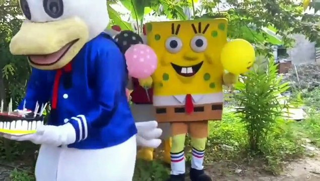 SELAMAT ULANG TAHUN BADUT, Merayakan Ulang Tahun Badut