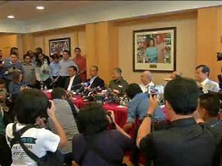 Tun M, BN leaders denounce latest SOSMA detentions